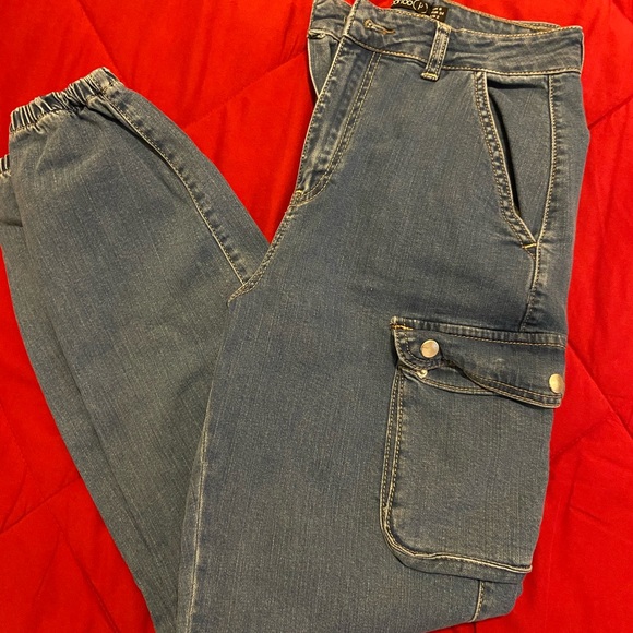 jeans - Picture 1 of 4